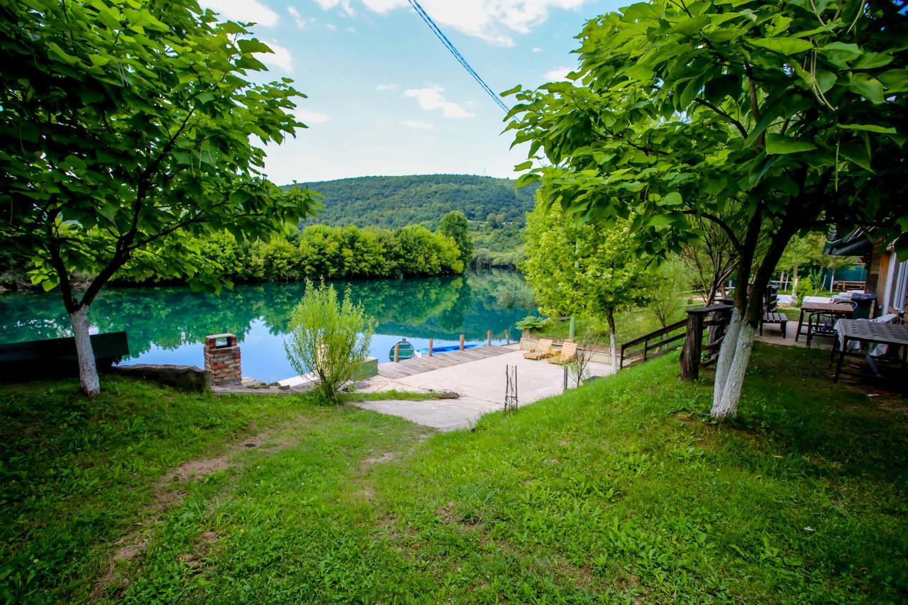 Apartments River Una 4 Bihać Esterno foto